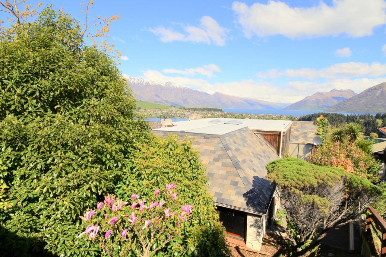 Earnslaw Central Views A Queenstown Bagian luar foto